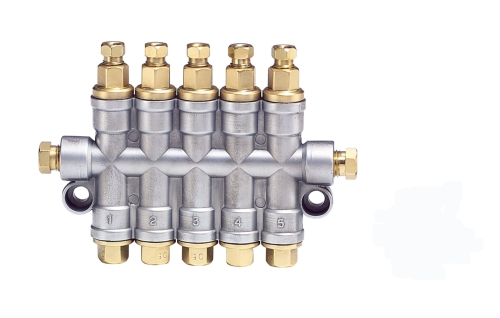 Quantitative Displacement Distributor Quantitative Displacement Distributor