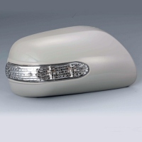 LED Turn-Indicator Housing On Side-View Mirror LED Turn-Indicator Housing On Side-View Mirror