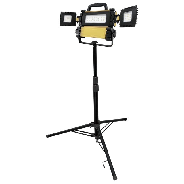 Multi-Directional
3 Panel LED Work Light (3200 Lumens) Multi-Directional
3 Panel LED Work Light (3200 Lumens)