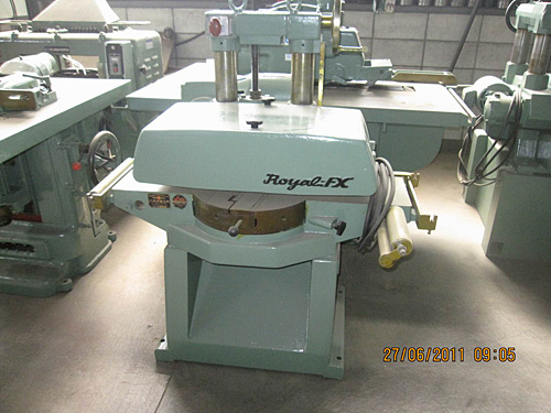 Horizontal Veneer Slicer