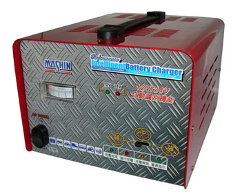 FEB-1224-15 (12V &24V 15A)全自动汽车电池充电器