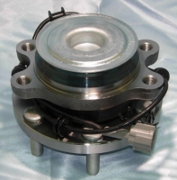 NISSAN WHEEL HUB