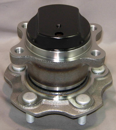 NISSAN WHEEL HUB