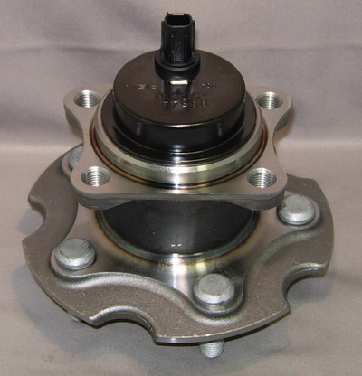 TOYOTA WHEEL HUB