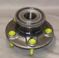 FORD WHEEL HUB