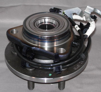 CHRYSLER WHEEL HUB