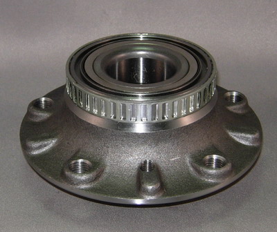 BMW WHEEL HUB BMW WHEEL HUB