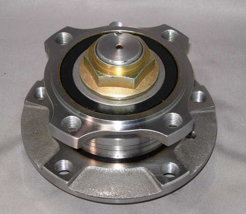 BMW WHEEL HUB