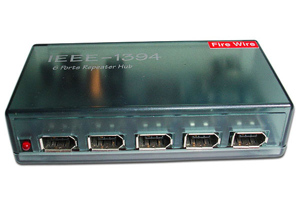IEEE-1394a Repeater Hub IEEE-1394a Repeater Hub