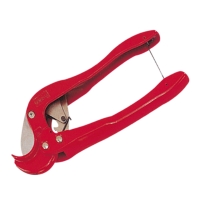 Pipe cutters / Tubing cutters / Pipe wrenches Pipe cutters / Tubing cutters / Pipe wrenches