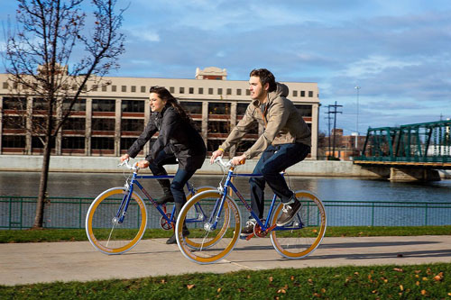 EXTRA+ 700C fixed-gear bike EXTRA+ 700C fixed-gear bike