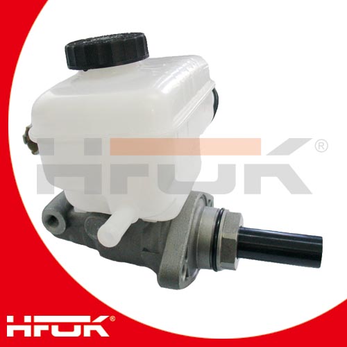HYDRAULIC BRAKE MASTER CYLINDER