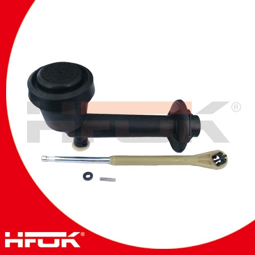 HYDRAULIC CLUTCH MASTER CYLINDER