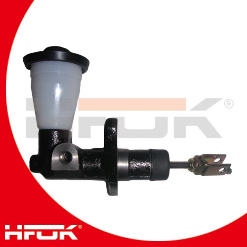 HYDRAULIC CLUTCH MASTER CYLINDER