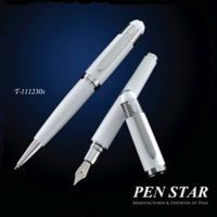 Twist action ballpoint pen Twist action ballpoint pen