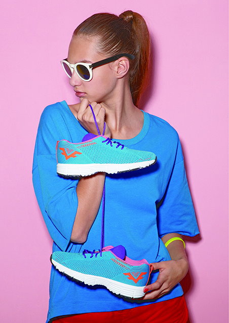 Fashionable Ventilated Footwear Fashionable Ventilated Footwear