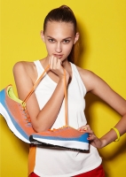 Fashionable Ventilated Footwear Fashionable Ventilated Footwear