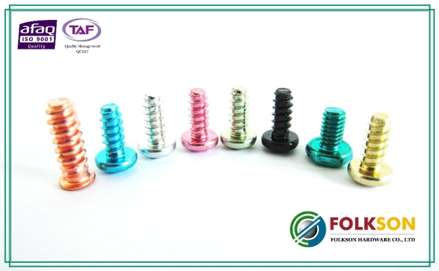 Self tapping bolt / screw