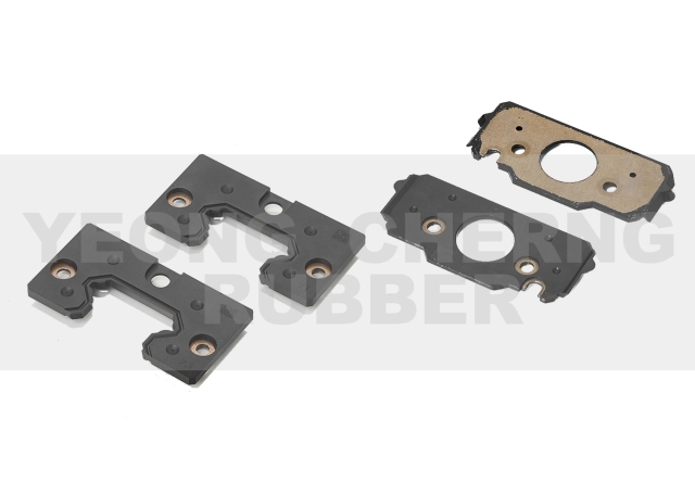 Scrapers for linear motion