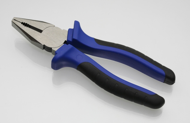 Combination plier