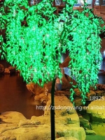 LED Willow Light 13 Meters High