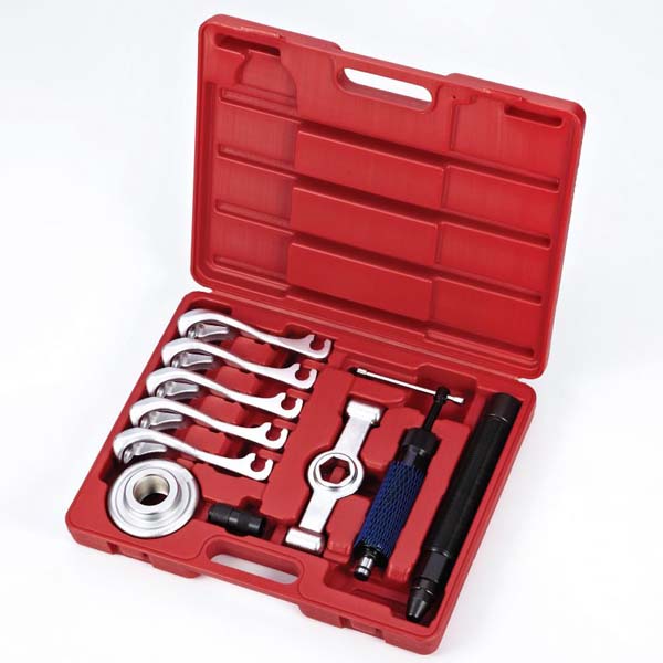 Universal Hydraulic Hub Puller Set / Pullers & Under Car Tools
