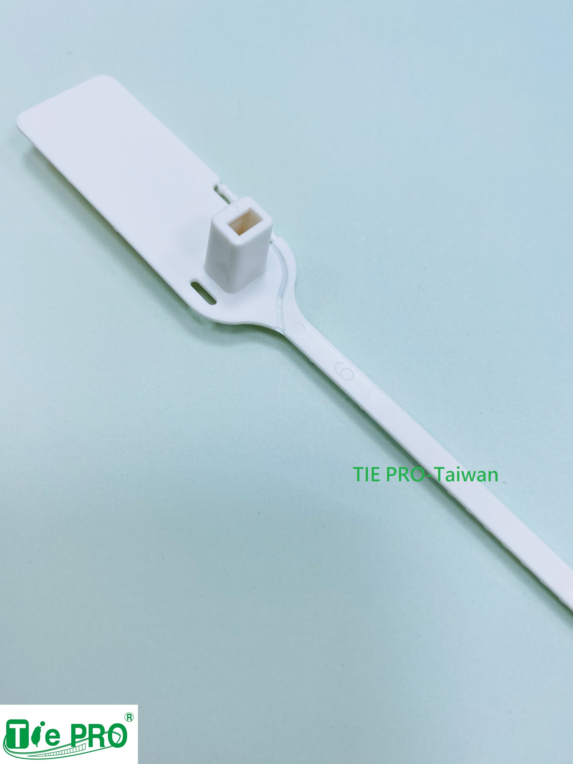 Security Cable Tie with easy tear off