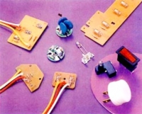 氖灯加工：氖灯+电阻+电线+PCB板