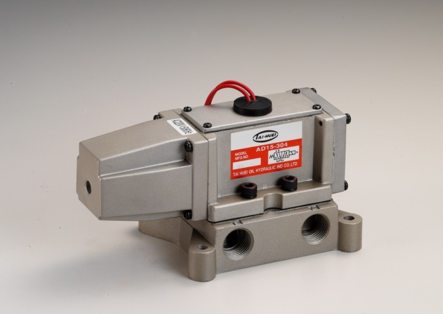 Pneumatic Directional Magnetic Valve