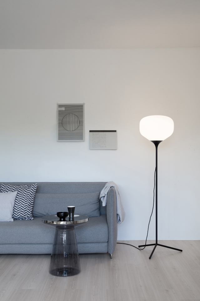 AWA FLOOR LIGHT AWA FLOOR LIGHT