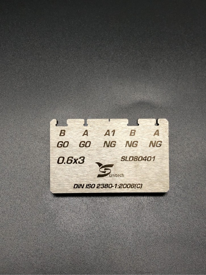 0.6x3 一字量規 0.6x3 一字量規