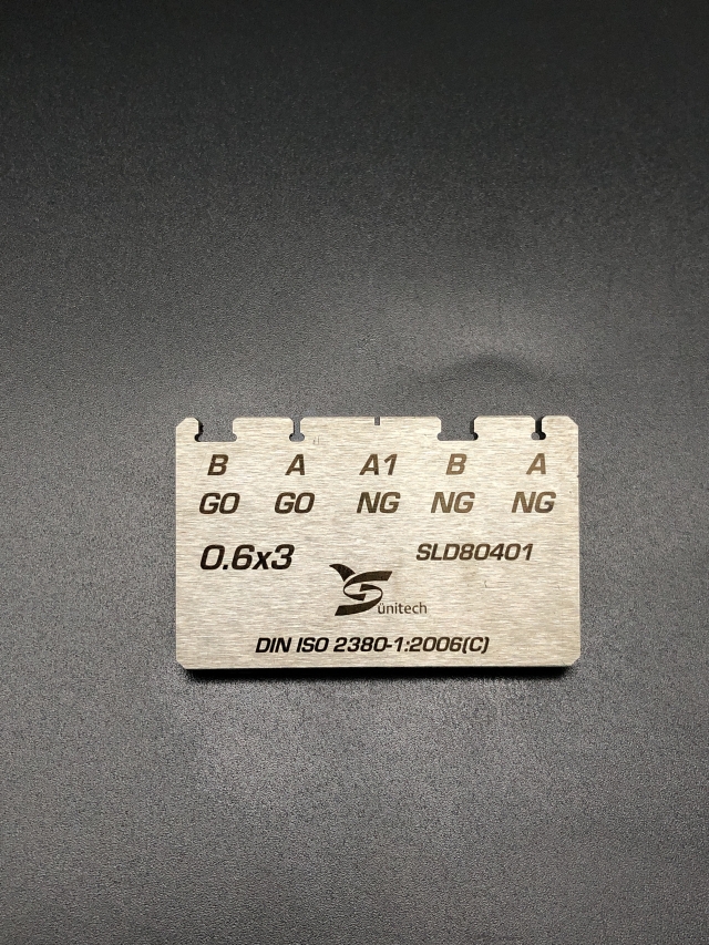 0.6x3 一字量規 0.6x3 一字量規