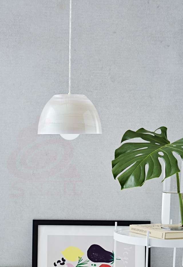 PENDANT LIGHT