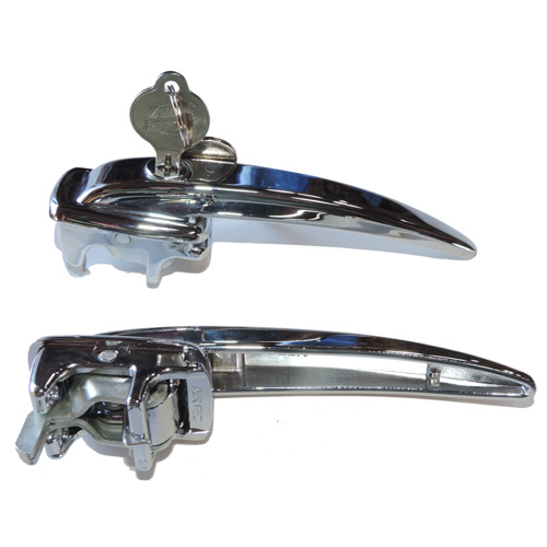 PAIR OF LOCKING OUTER KEYED ALIKE DOOR HANDLES W/KEYS - BEETLE 46-55 BUS 52-60 - SOLD LEFT AND RIGHT PAIR OF LOCKING OUTER KEYED ALIKE DOOR HANDLES W/KEYS - BEETLE 46-55 BUS 52-60 - SOLD LEFT AND RIGHT
