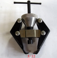 Battery terminal & alternator bearing puller