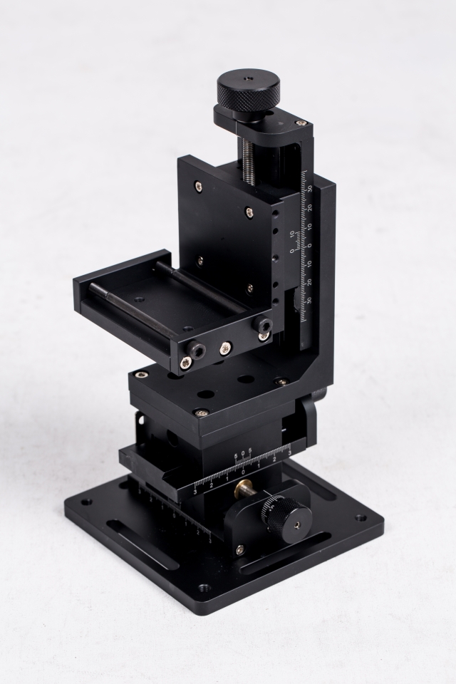 High-frequency sensor multi-axis lift