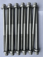 Cylinder head bolt Cylinder head bolt