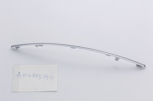 前桿下飾條 LH 電鍍 ABS+PC W212 AV/EL 14-