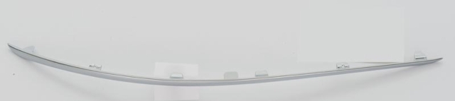 F.BUMPER CHROME MOULDING RH W212 10-