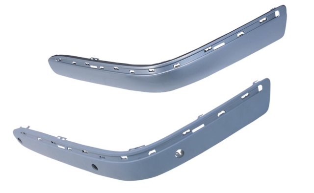 F.BUMPER STRIP W/HOLE LH W210 00-01