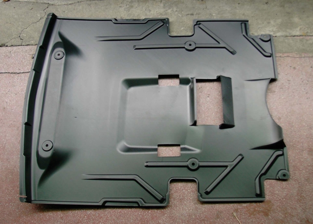 ENGINE LOWER COVER W124 86-95