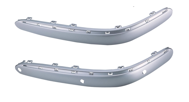 F.BUMPER STRIP W/HOLE LH W220(S350) 00-05