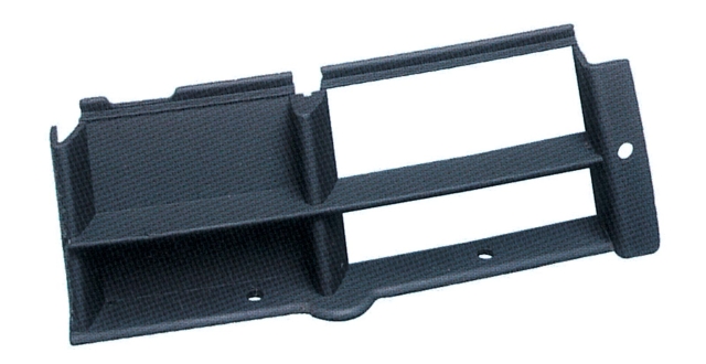 F.BUMPER GRILLE W/TWO HOLE RH E39 96-