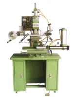 Rotary transfer-printing & fixed-spot hot-stamping machine w/photoelectric cell