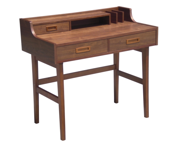 writing desk