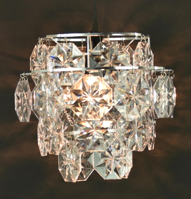 Chrome and clear octagonal beads pendant Chrome and clear octagonal beads pendant
