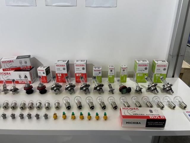 Automotive Halogen bulbs