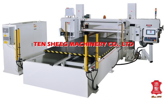 BANDKNIFE SPLITTING MACHINE