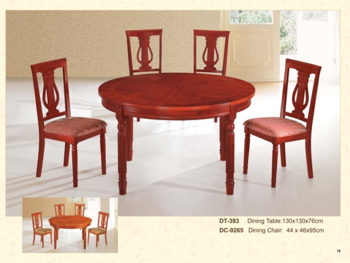 Wood Round Table Chair Set