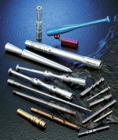 High-difficulty operation of lathe turning, milling, drilling, hinging, and tapping.